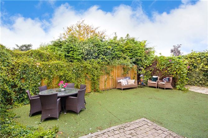 Orchard Lodge, Deerpark Road, Mount Merrion, Co. Dublin