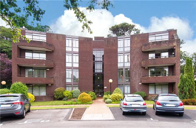 8 Milltown Grove, Dundrum Road, Dublin 14