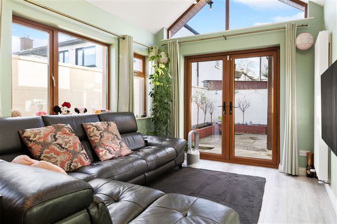 70 Dorney Court, Shankill, Dublin 18
