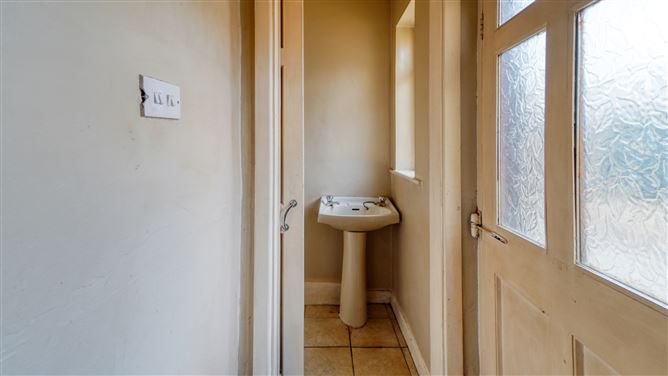 8 Patrick Street, Mountrath, Co. Laois