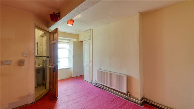 8 Patrick Street, Mountrath, Co. Laois