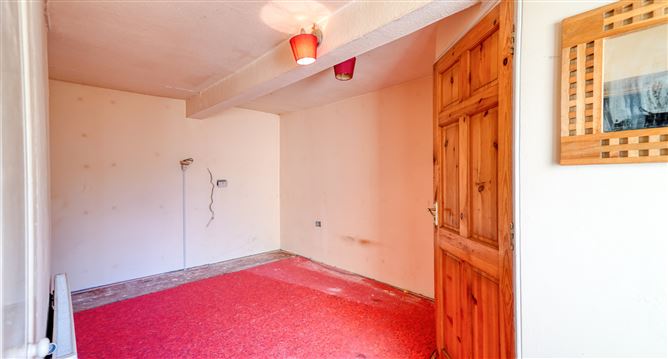 8 Patrick Street, Mountrath, Co. Laois