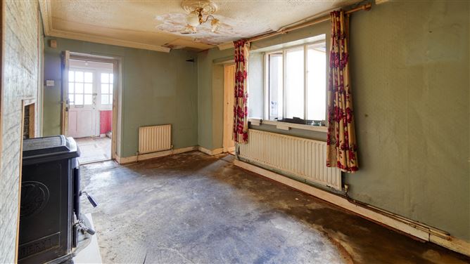 8 Patrick Street, Mountrath, Co. Laois