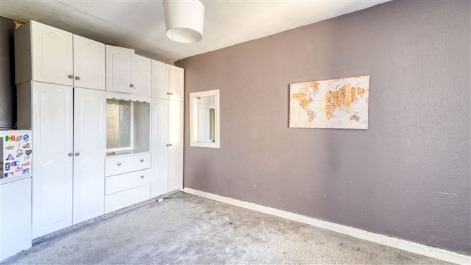 8 Patrick Street, Mountrath, Co. Laois