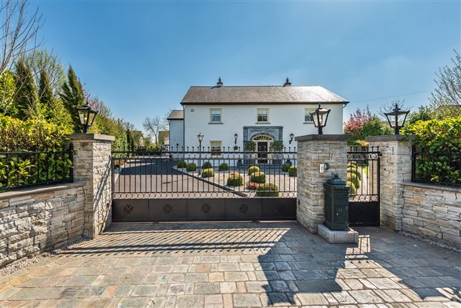 Tudor House, Blackwood, Robertstown, Co. Kildare