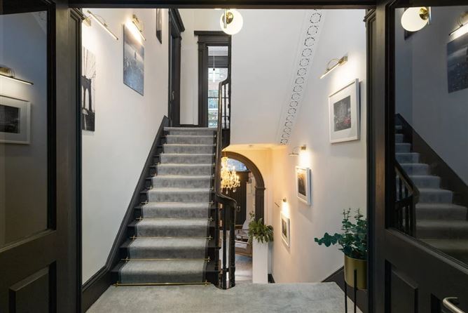 Photo 5 of 10 — Fitzwilliam Place , South City Centre, Dublin 2