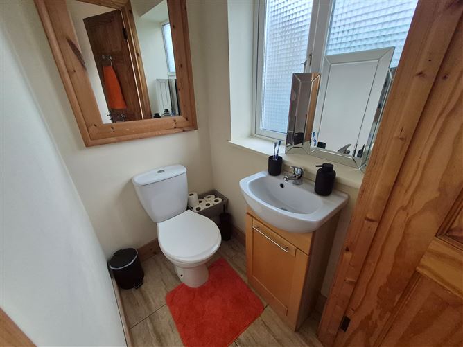Photo 10 of 19 — 31 Hillbrook Drive, Drogheda, Louth