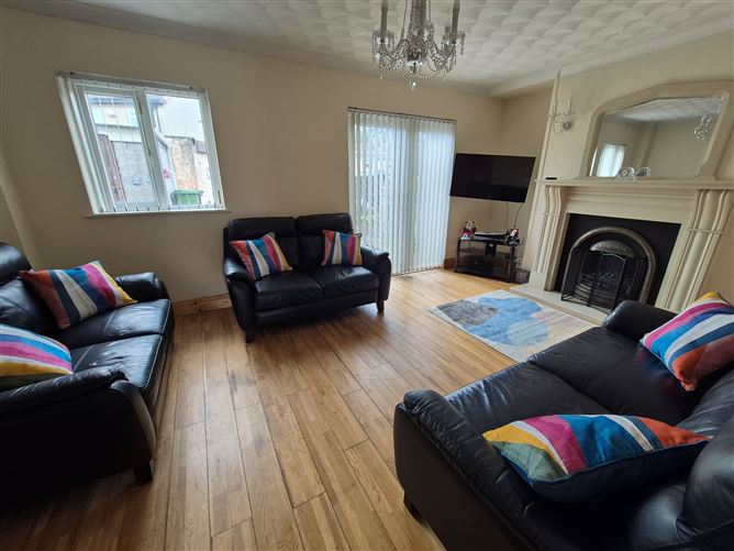 Photo 5 of 19 — 31 Hillbrook Drive, Drogheda, Louth