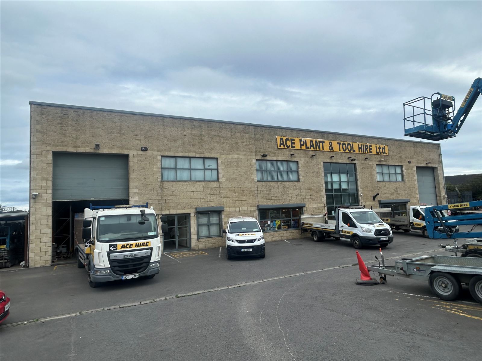 Unit 7, 8 & 9 East Coast Business Park, Matthews Lane, Drogheda, Louth