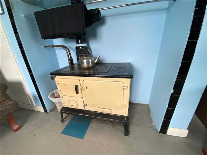 Knockinane West, Kilcummin, Killarney, Co. Kerry