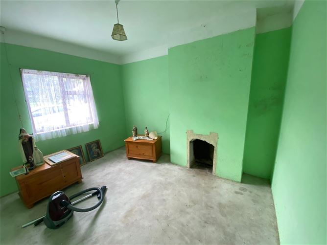 Knockinane West, Kilcummin, Killarney, Co. Kerry