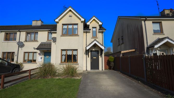 Main image for 28 Chapel View, Louth