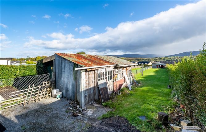 6 Killowen Cottages, Kenmare, Co. Kerry