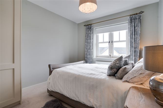 7 The Avenue, St Marnock's Bay, Portmarnock, County Dublin