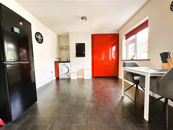 27 Lee Estate, Island Road, Limerick City, Co. Limerick, City Centre