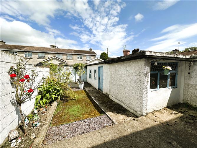 27 Lee Estate, Island Road, Limerick City, Co. Limerick, City Centre (Limerick), Limerick City