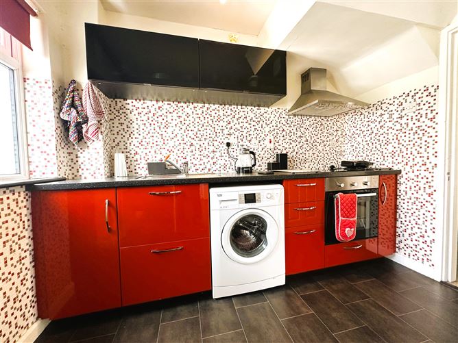 27 Lee Estate, Island Road, Limerick City, Co. Limerick, City Centre (Limerick), Limerick City