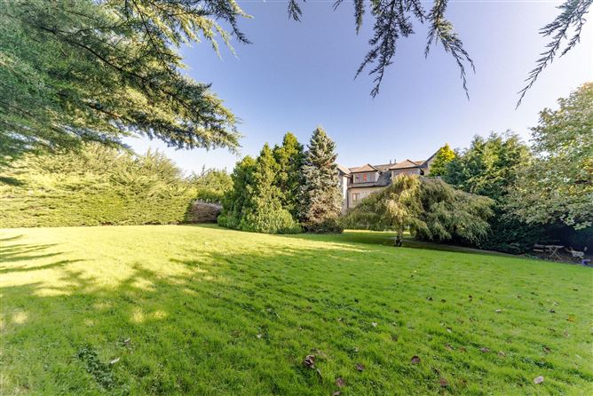 Apartment 3 El-Pinar, Kilgobbin Road, Sandyford, Dublin