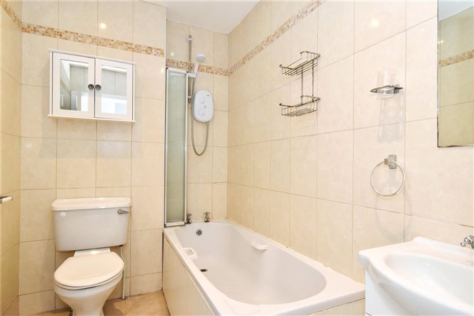 177 Fearann Ri, Doughiska, Galway