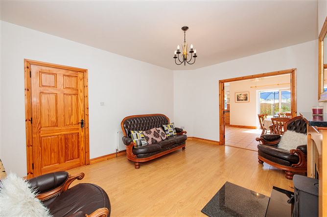 33 Glen Vale, Ballyragget, Co. Kilkenny