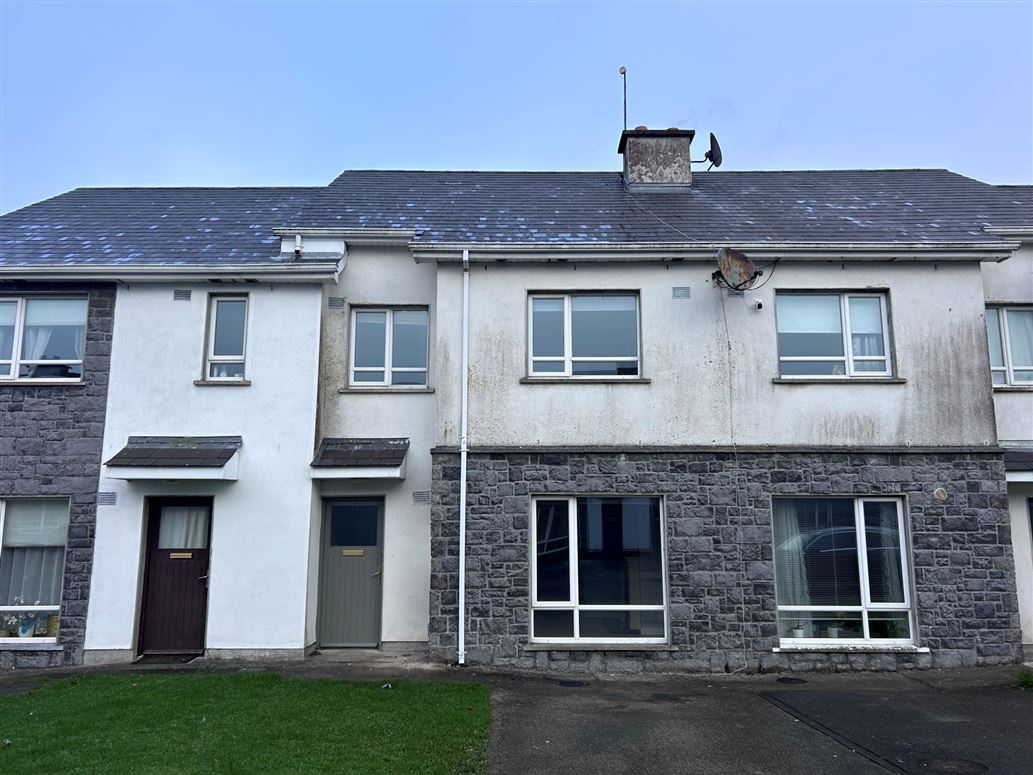 8 Castlegreen Avenue, Clonmel Road, Cashel, Co. Tipperary