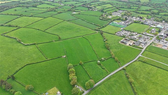 Photo 32 of 38 — Moher, Ballyporeen, County Tipperary