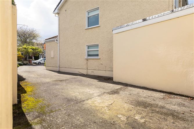 31 Glendown Crescent, Templeogue, Dublin 6W