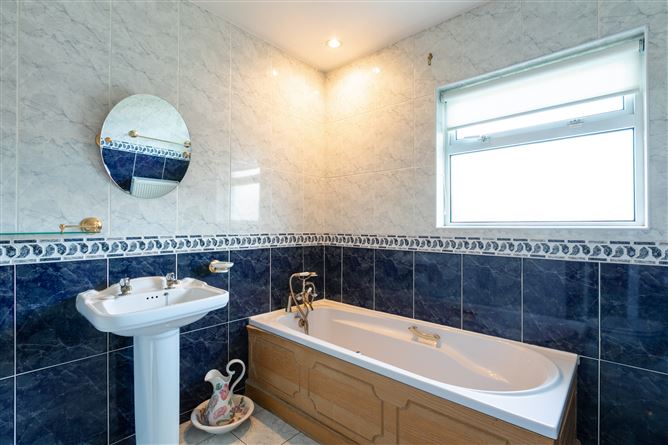 31 Glendown Crescent, Templeogue, Dublin 6W