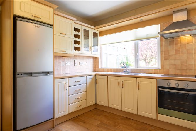 31 Glendown Crescent, Templeogue, Dublin 6W