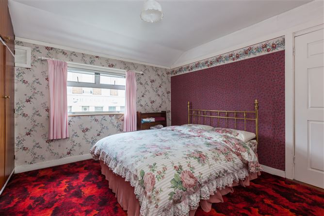 1 Linenhall Parade, Smithfield, Dublin 7