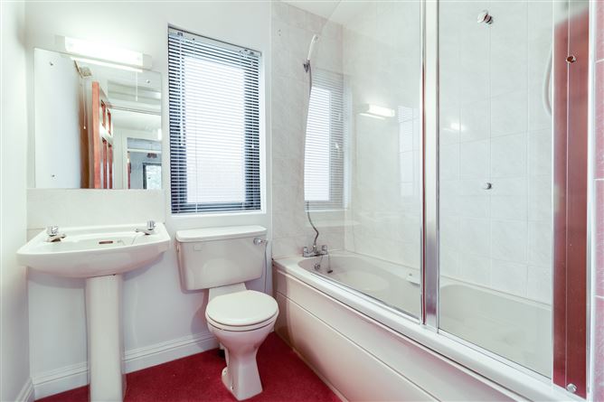 43 Castlecourt, Killiney, County Dublin
