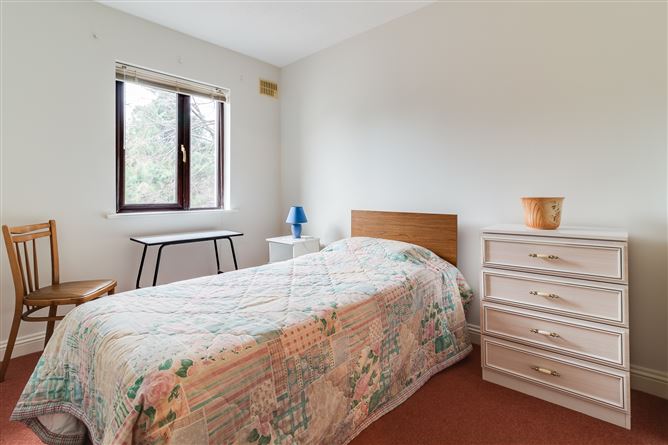 43 Castlecourt, Killiney, County Dublin
