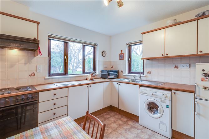 43 Castlecourt, Killiney, County Dublin