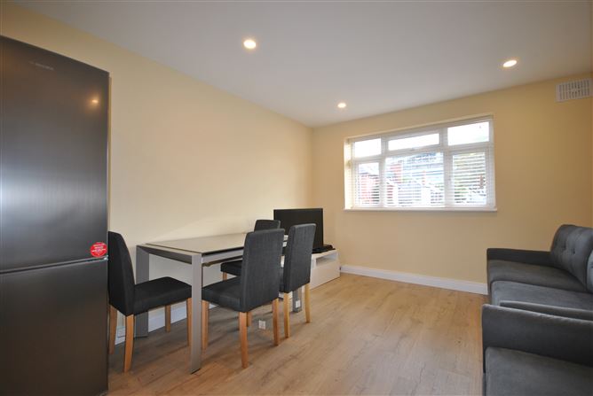 2 Lansdowne Court, Shelbourne Road, Ballsbridge, Dublin 4