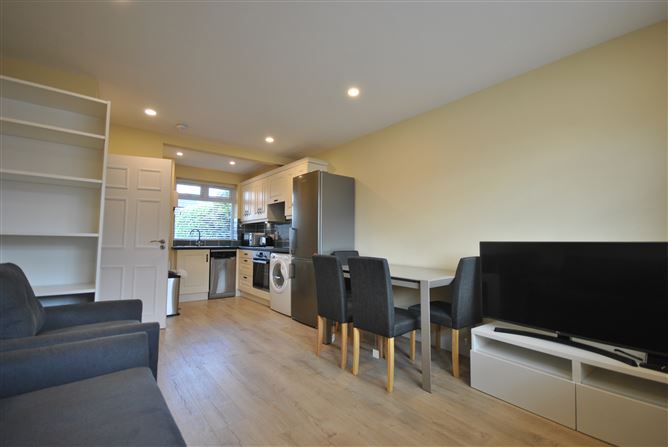 2 Lansdowne Court, Shelbourne Road, Ballsbridge, Dublin 4