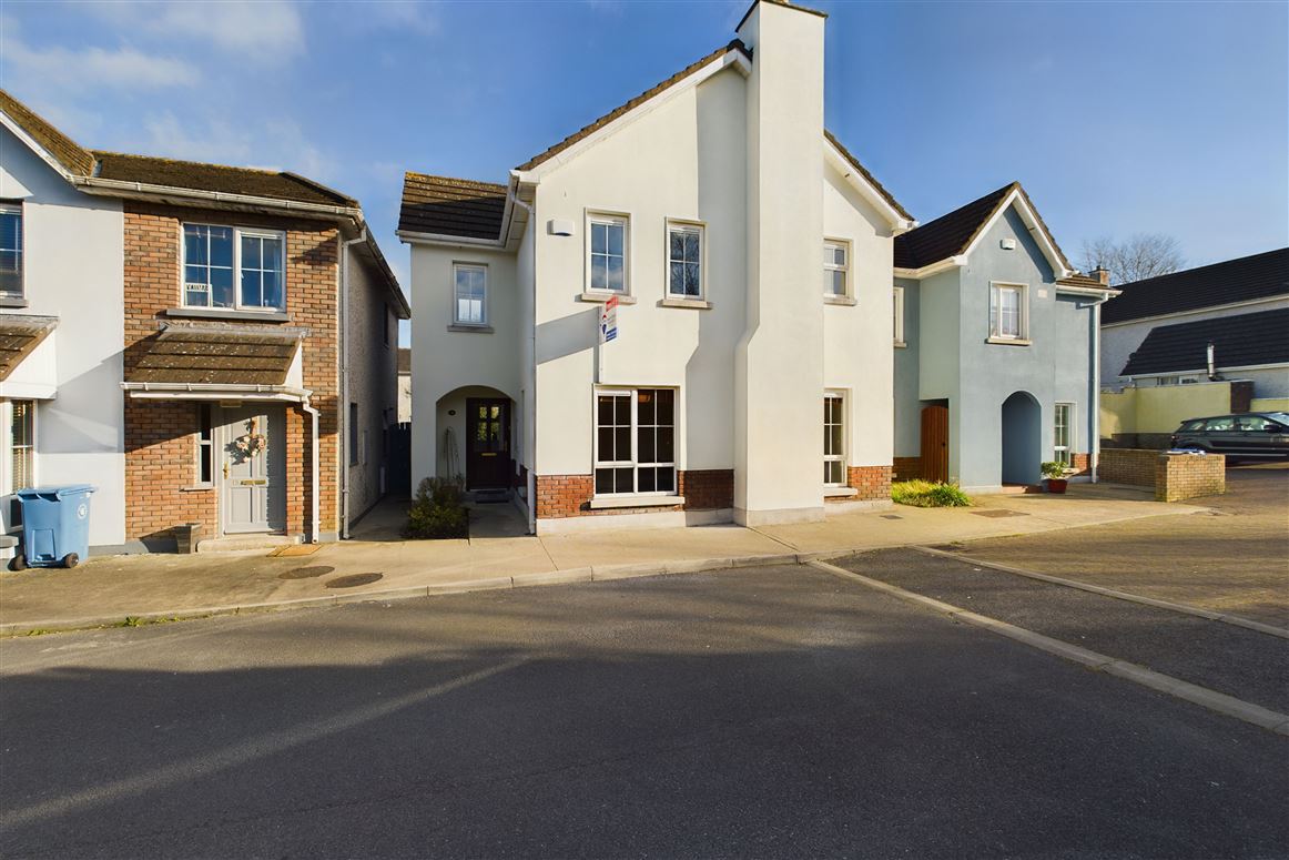 14 Meneval Grove Farmleigh, Dunmore Road, Waterford