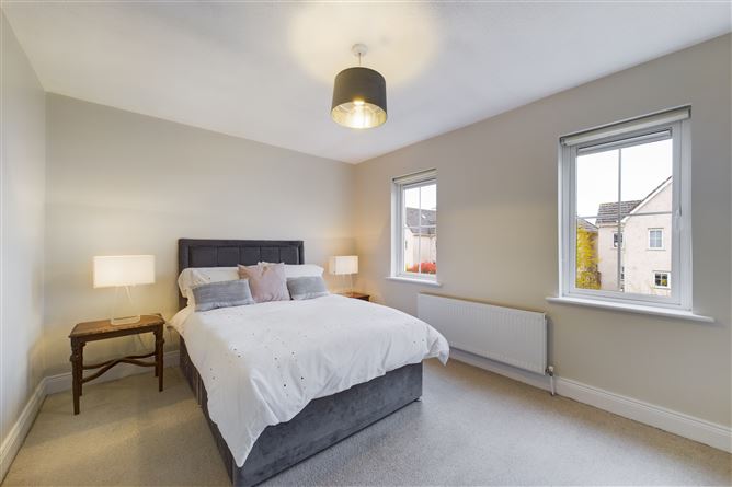 14 Meneval Grove Farmleigh, Dunmore Road, Waterford