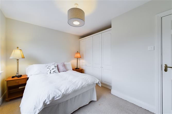 14 Meneval Grove Farmleigh, Dunmore Road, Waterford