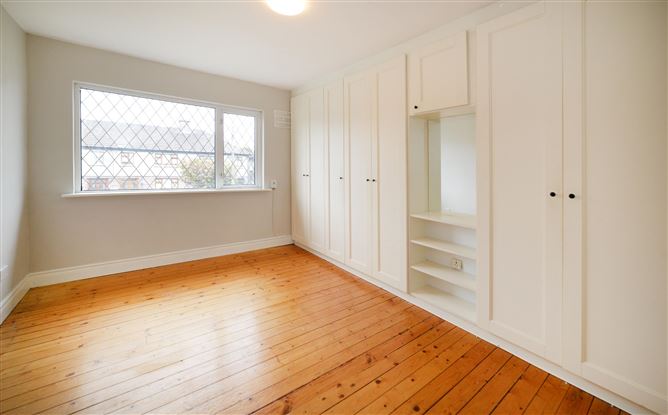 26 Whitehall Park, Terenure, Dublin