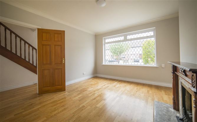 26 Whitehall Park, Terenure, Dublin