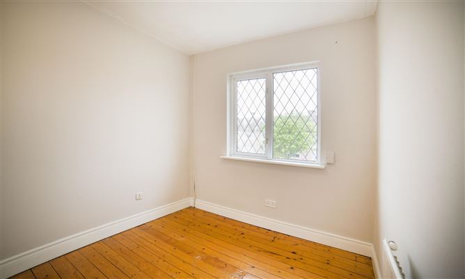26 Whitehall Park, Terenure, Dublin