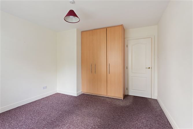 5 Heather Court, Stepaside Park, Stepaside, Dublin 18