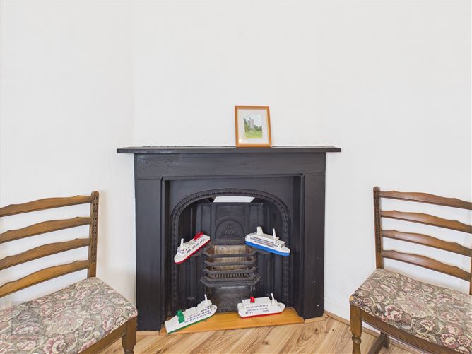 2 Coastguard Cottage, St. Helens, Wexford