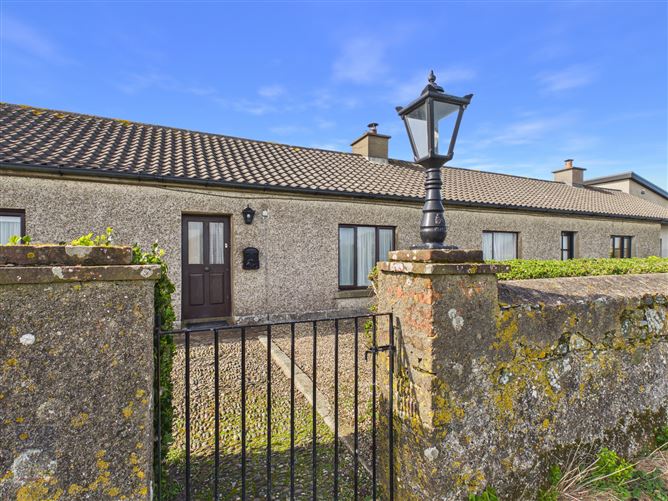2 Coastguard Cottage, St. Helens, Wexford