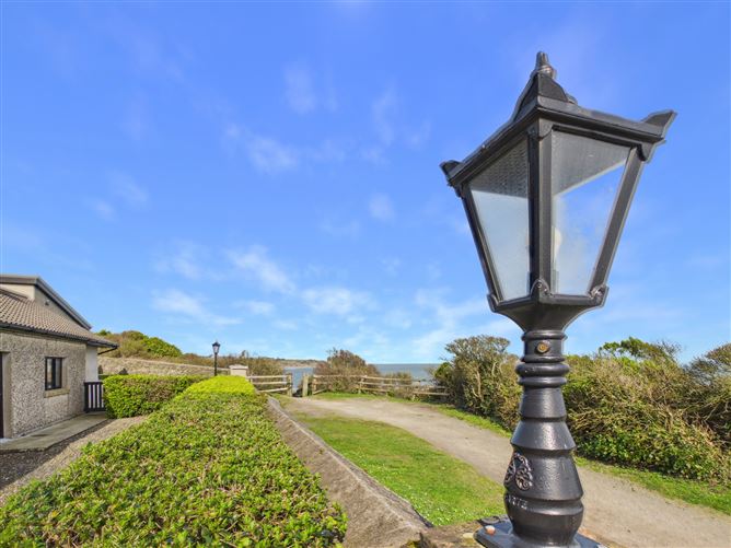 2 Coastguard Cottage, St. Helens, Wexford