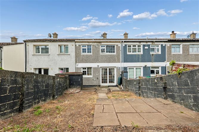 Photo 15 of 18 — 21 Berryfield Road, Finglas, Dublin 11