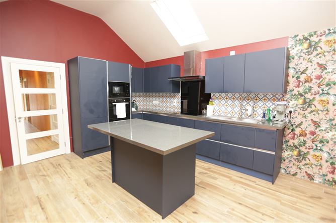 24 Trinity Gardens, Drogheda, Co. Louth