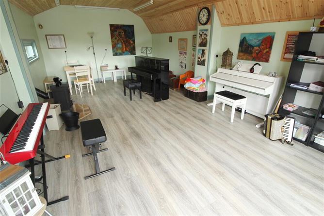Ballinamore Rd, Drumshanbo, Leitrim