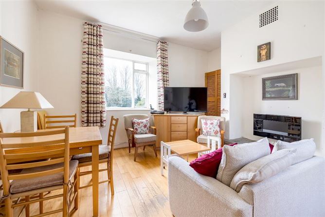 Quarryvale House, Old Lucan Road, Palmerstown, Dublin