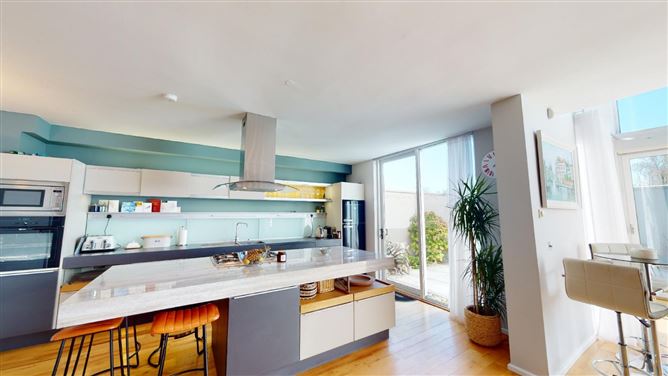1 The Tides, Strand Road, Rosslare Strand, Co. Wexford